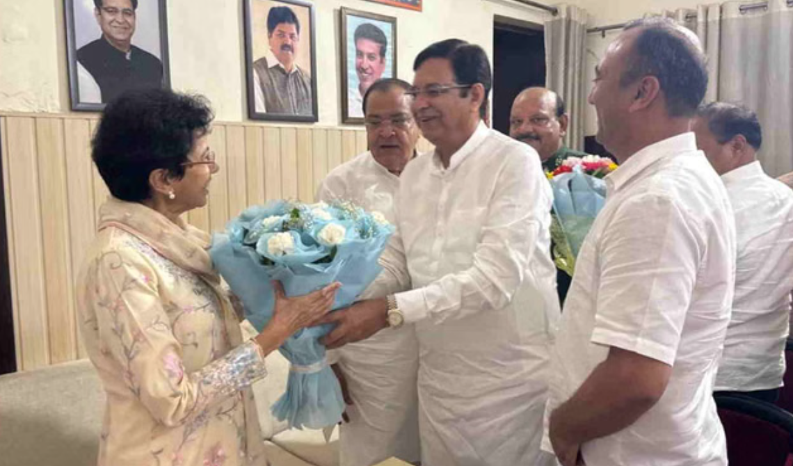 राजनीति: डेढ़ साल बाद आज देहरादून पहुंची उत्तराखंड कांग्रेस प्रभारी कुमारी सैलजा, आगे की रणनीति पर चर्चा