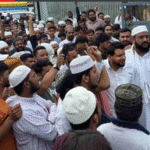 मस्जिद सील किए जाने के विरोध में मुस्लिम सेवा संगठन का डीएम कार्यालय में कूच, भारी पुलिस बल तैनात